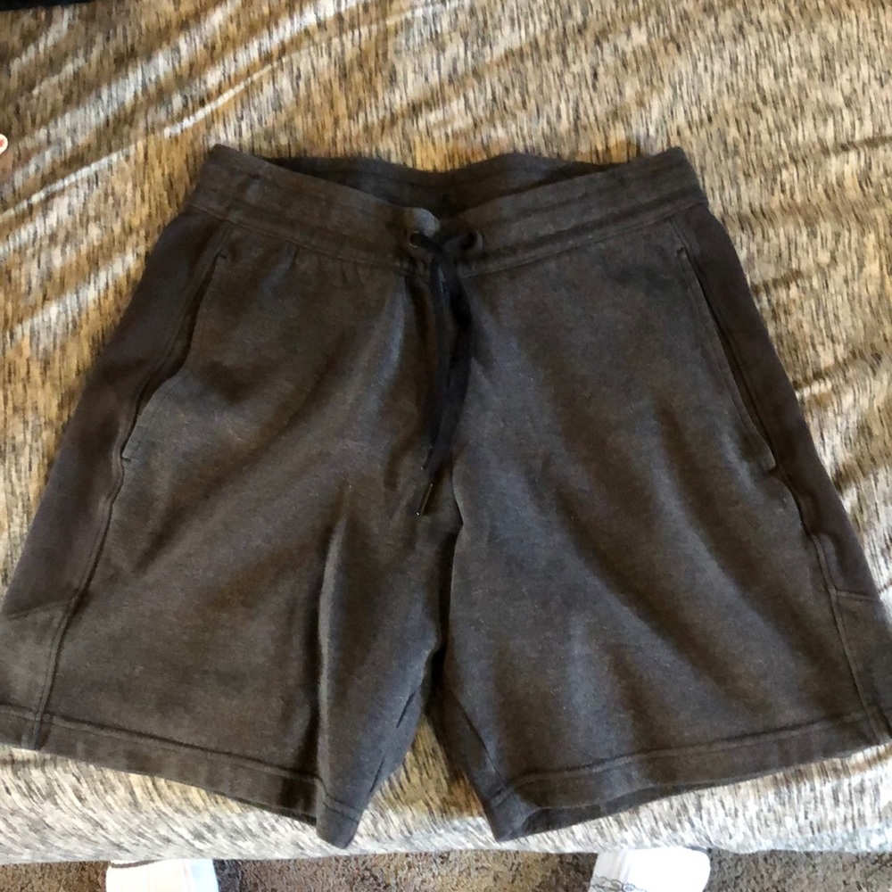 Athletic shorts